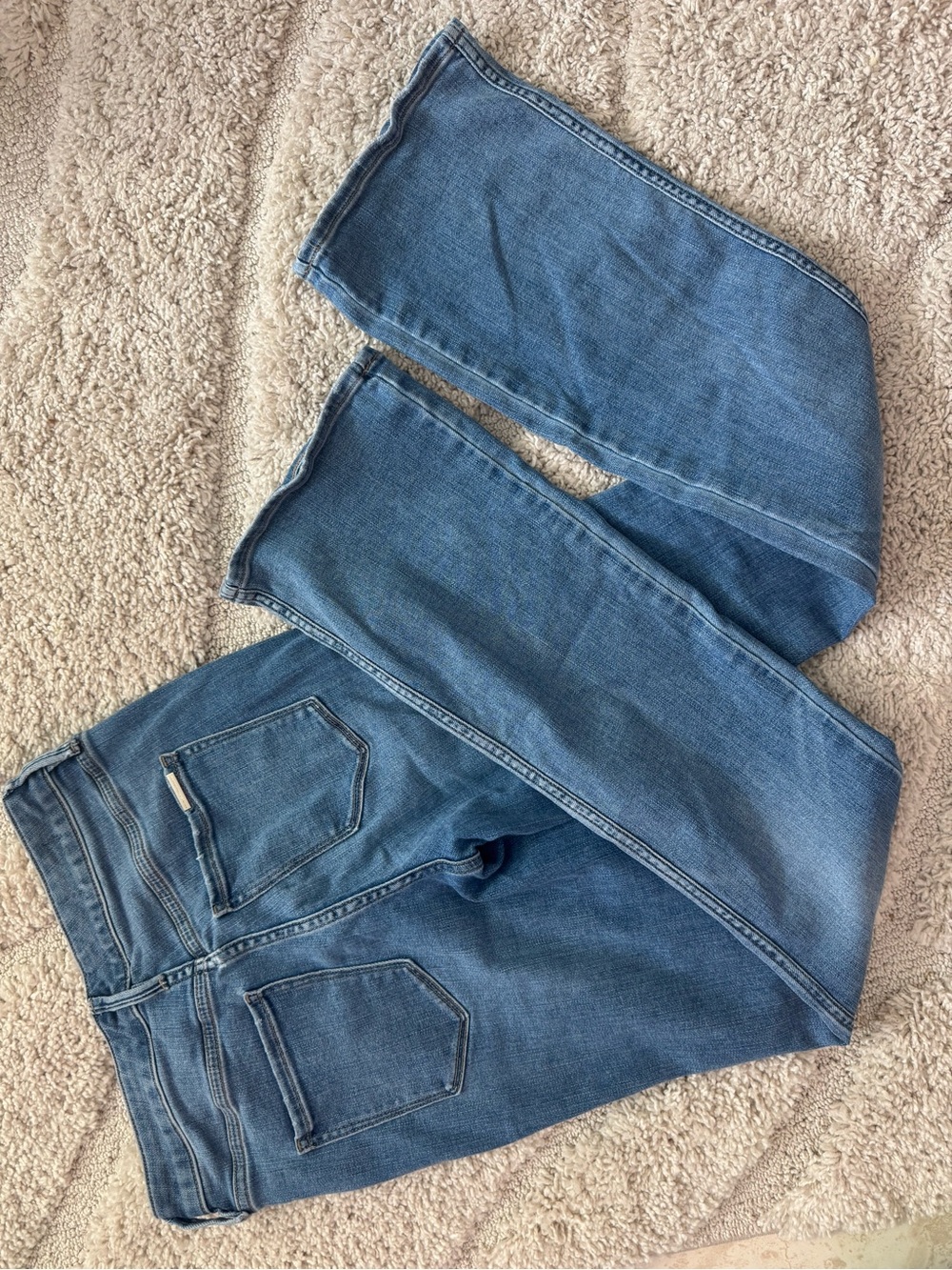 WHBM Women's High Rise Skinny Flare Everyday Soft Medium Blue Denim Jeans Size 0